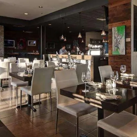 Imperia Hotel & Suites Saint-Eustache 